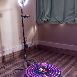 Plateforme rotative du photobooth 360 avec son anneau lumineux